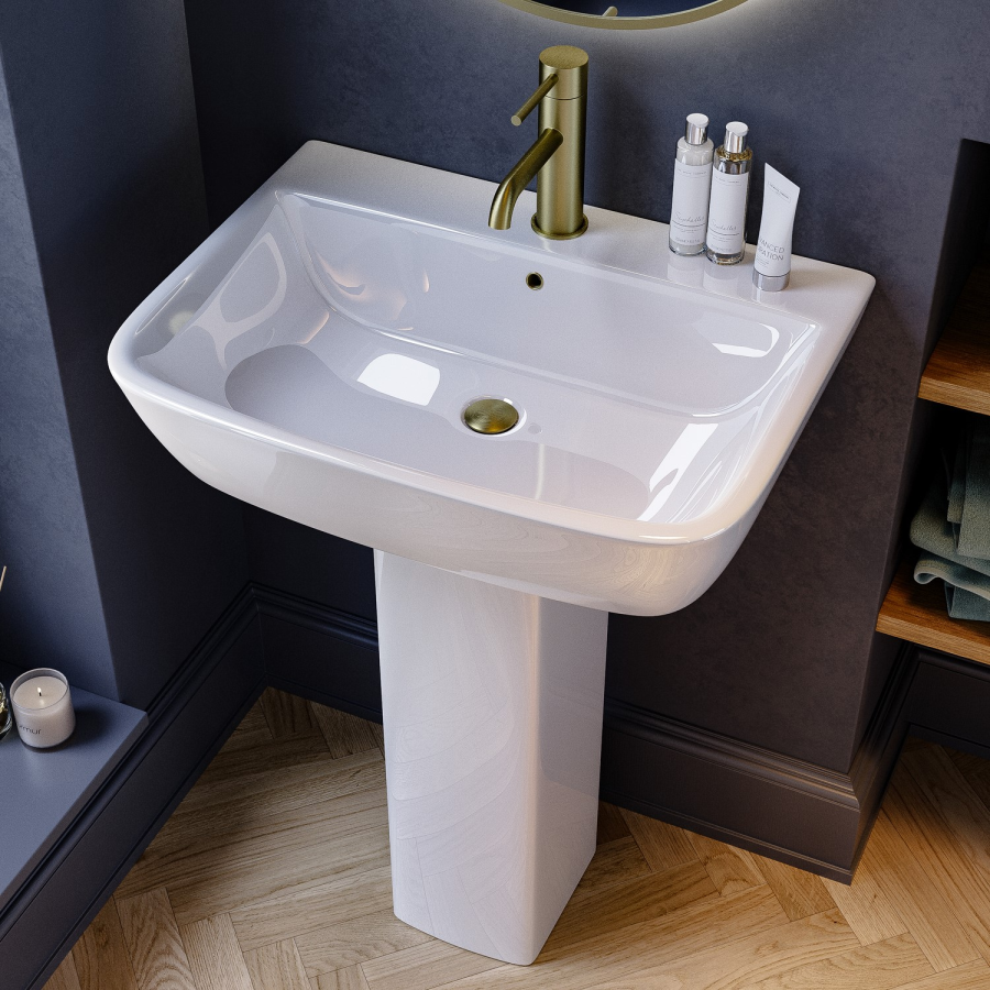 Brass Freestanding Right Hand Shower Bath Suite with Toilet and Basin - Kona