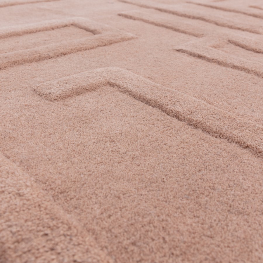 Large Hand Carved Geometric Blush Rug - 290 x 200 cm - Maze