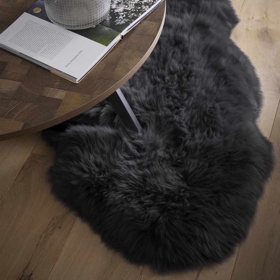 Black Single Genuine Sheepskin Rug - 95 x 65 cm - Origins