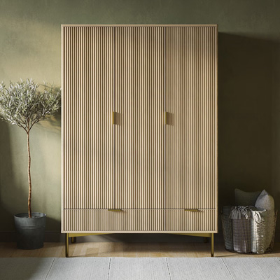 Wardrobe with Drawer