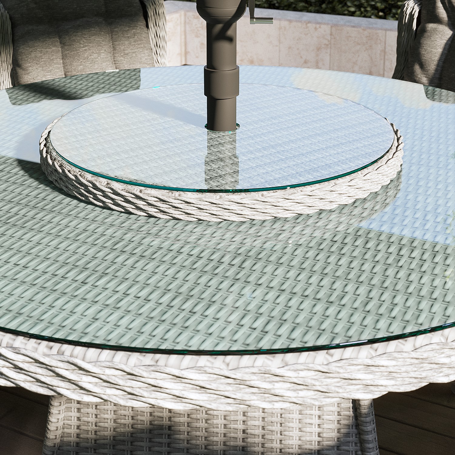 Lazy Susan Features